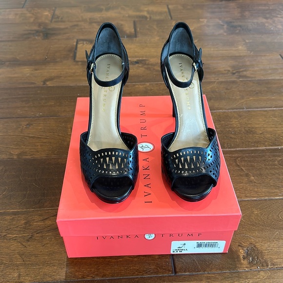 Ivanka Trump Shoes - Ivanka Trump Black heels 8.5 M leather upper